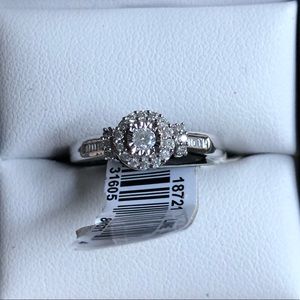 TruMiracle 10KW White Gold 1/5 CTTW Round Diamond Engagement Ring